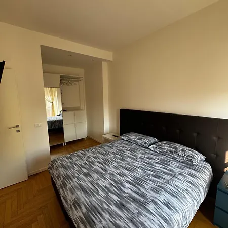 Apartamento Trilocale Moderno Con Terrazzo E Parcheggio *