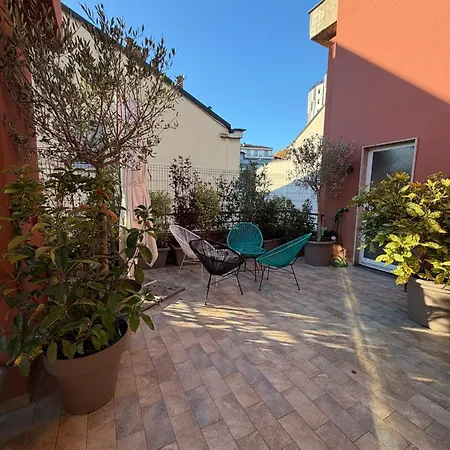 Trilocale Moderno Con Terrazzo E Parcheggio Apartamento